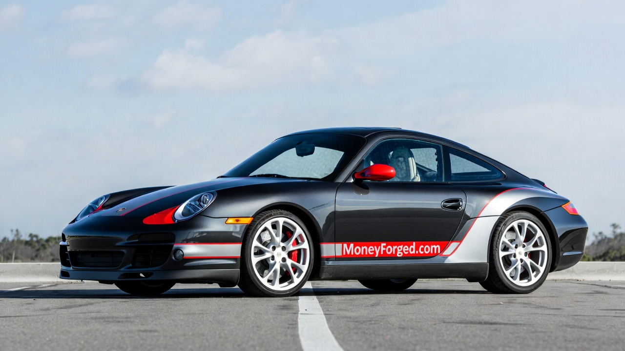 2005-2012 Porsche 911 (997) - analogue purist favorite rear view